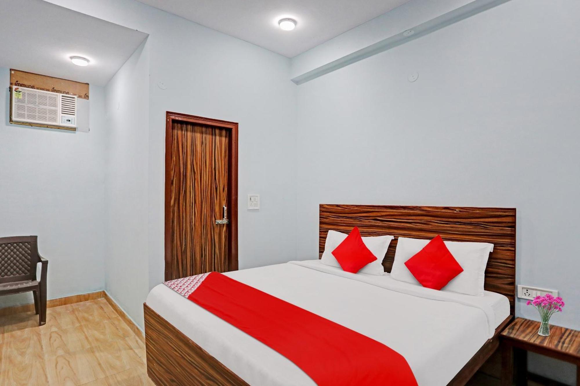 Hotel O Surya Gold Guest House Najafgarh Ngoại thất bức ảnh